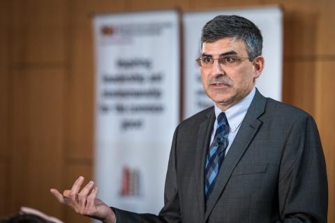 Paul Carrese during lecture